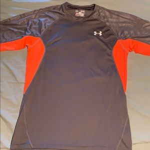 Men’s Under Armour tee
